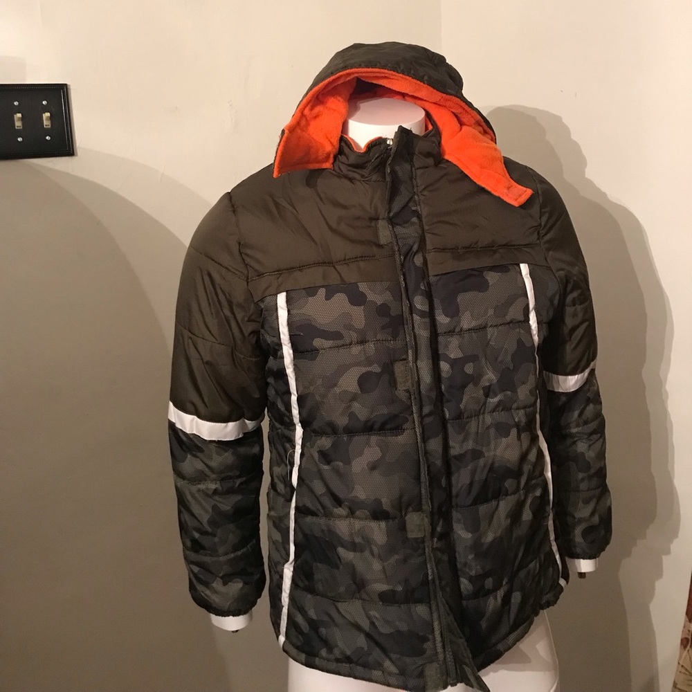 Ixtreme fatique boys coat size 14/16 In good condition